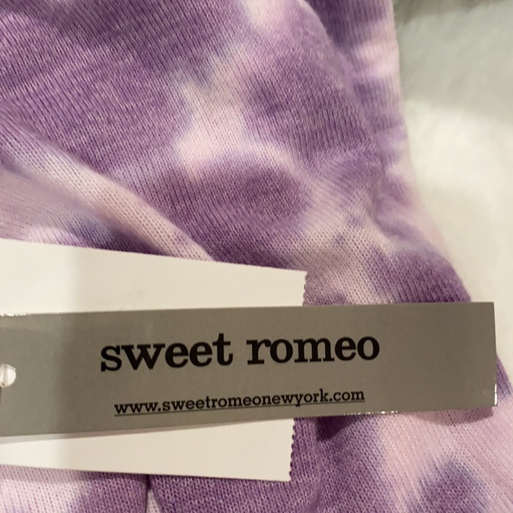 Sweet Romeo Lounge - Picture 8 of 9